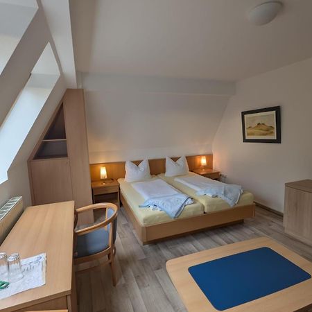 קלוסטר Pension & Restaurant Haus Hiddensee מראה חיצוני תמונה