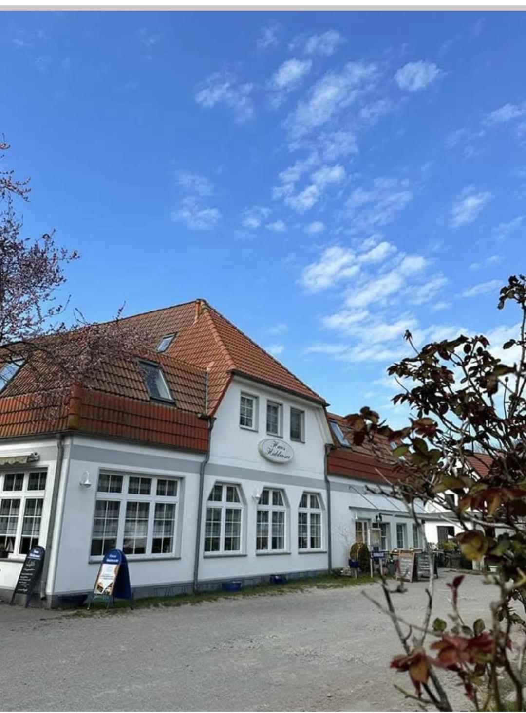 קלוסטר Pension & Restaurant Haus Hiddensee מראה חיצוני תמונה
