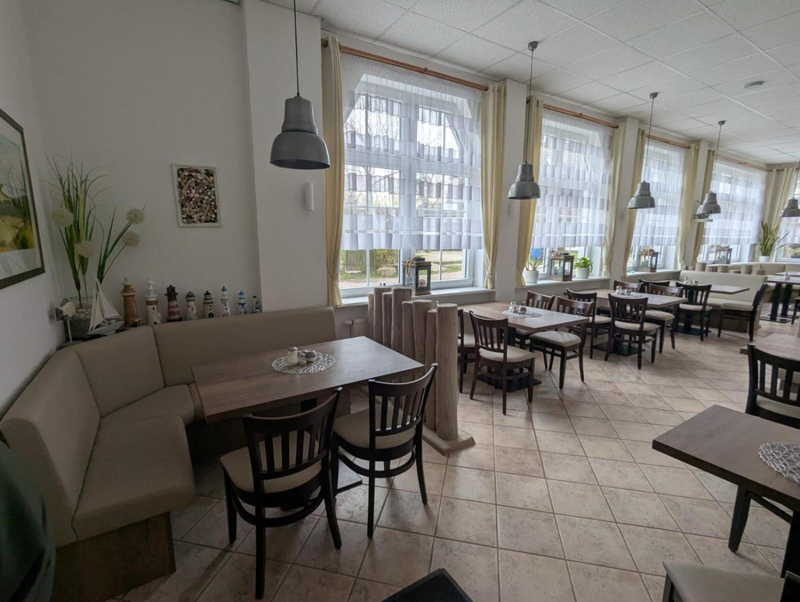 קלוסטר Pension & Restaurant Haus Hiddensee מראה חיצוני תמונה