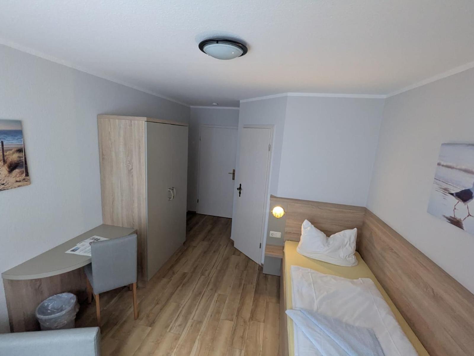 קלוסטר Pension & Restaurant Haus Hiddensee מראה חיצוני תמונה
