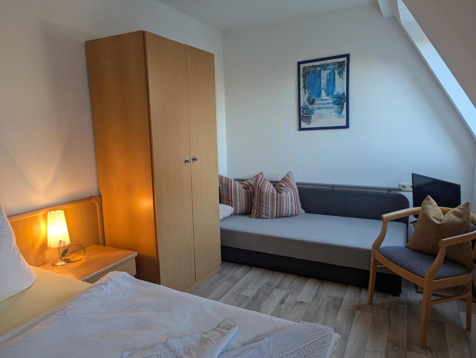 קלוסטר Pension & Restaurant Haus Hiddensee מראה חיצוני תמונה